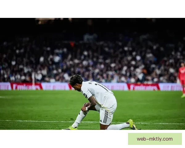 皇马确认赫伊森小腿伤情待查明